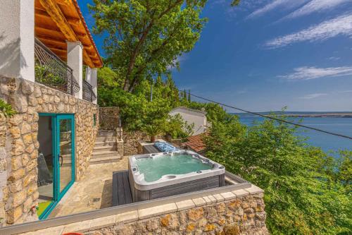 Holiday home in Jadranovo 43076 — 4-Star Luxury Hotel in Jadranovo, Croatia