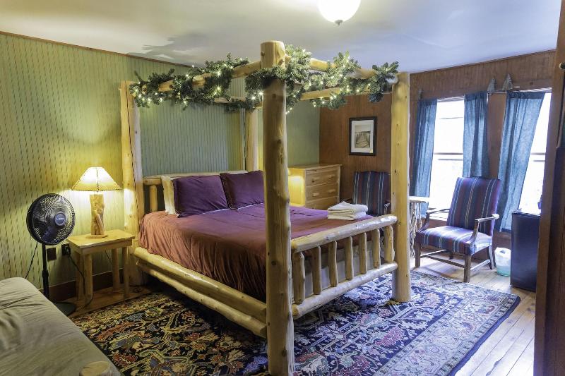 The Woods Inn - photo 83