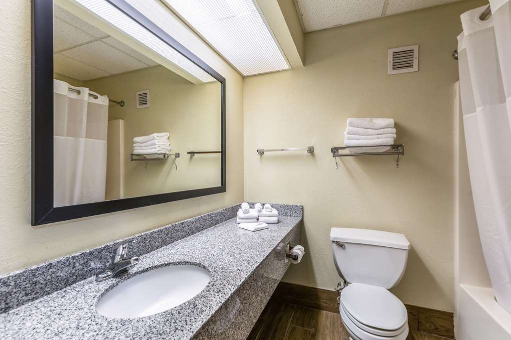 Quality Inn & Suites Southport - photo 26