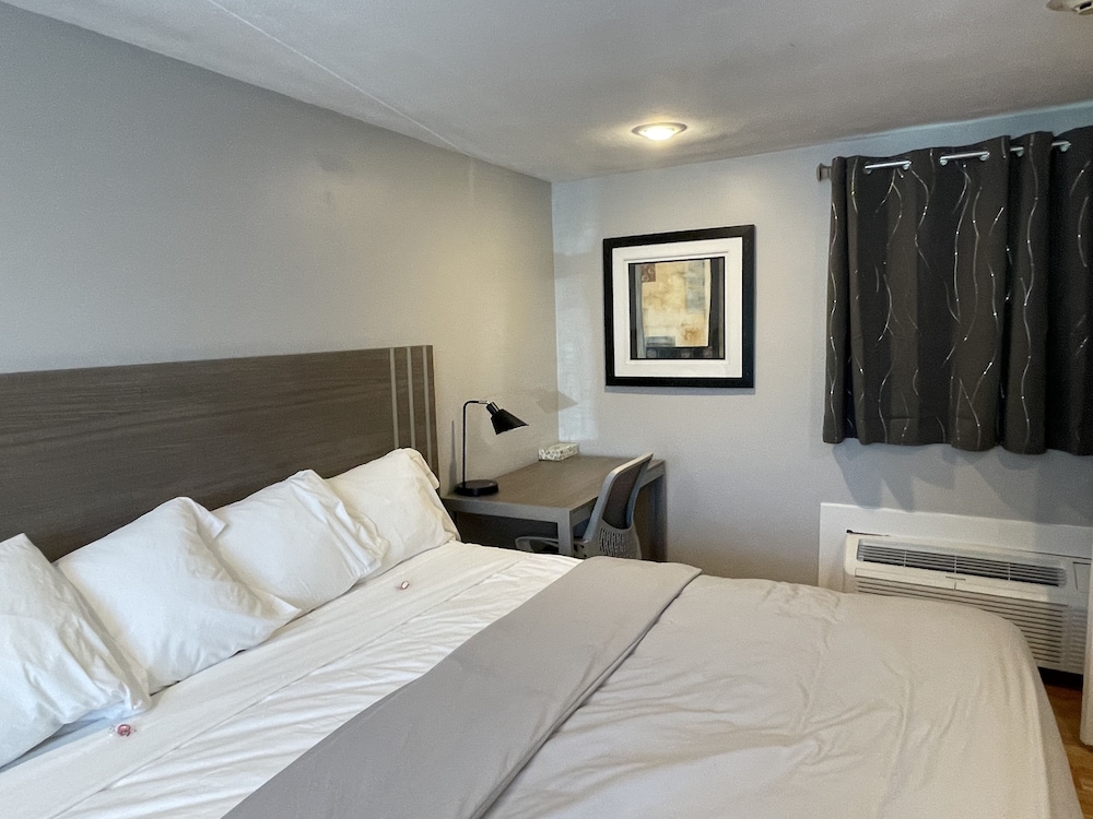 Aquastar Inn - photo 10