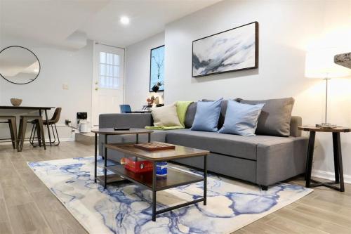 Trendy Apt in Bloomingdale Parking — 4-Star Luxury Hotel in Washington, United States