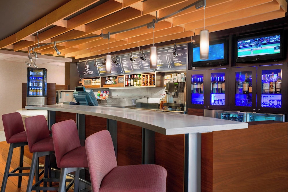 Courtyard by Marriott Springfield - photo 26