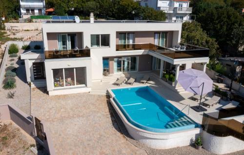Gorgeous Home In Smrika With Sauna — 4-Star Luxury Hotel in Kraljevica, Croatia