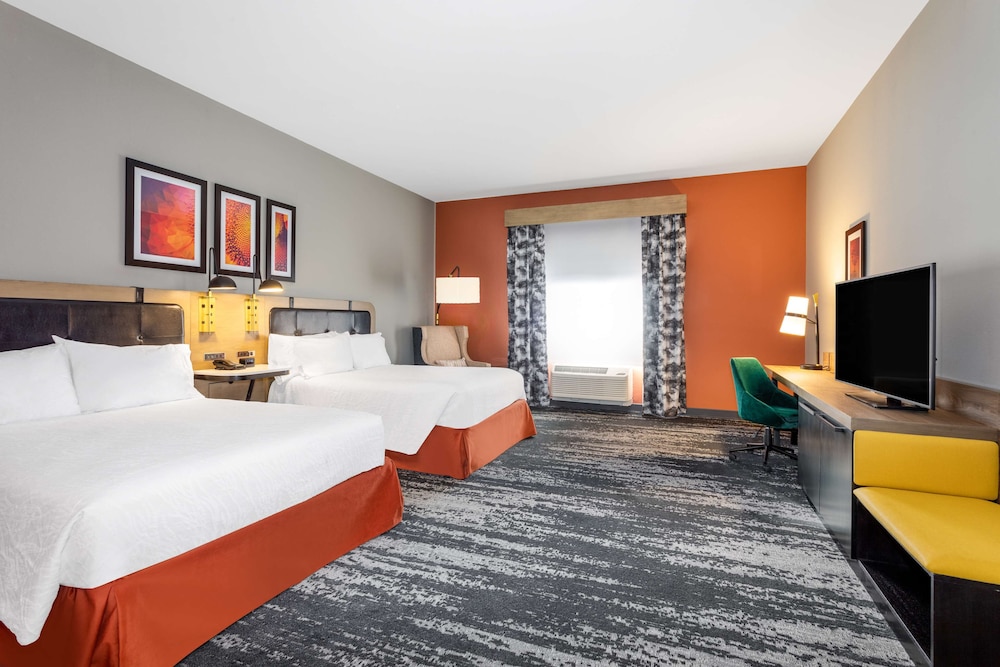 Hilton Garden Inn Hays - photo 10