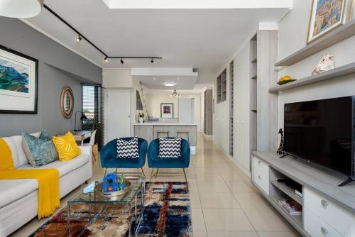 Eraya Waterfront Apartment