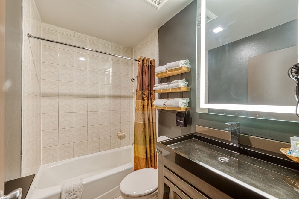 La Mirage Inn Hollywood - photo 19