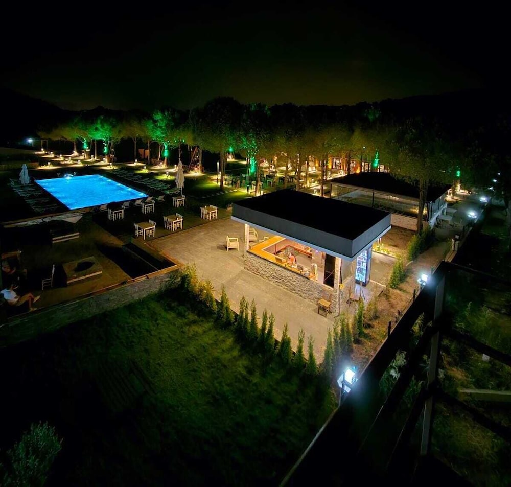 Welllife Hotels Restaurant — Aliaga