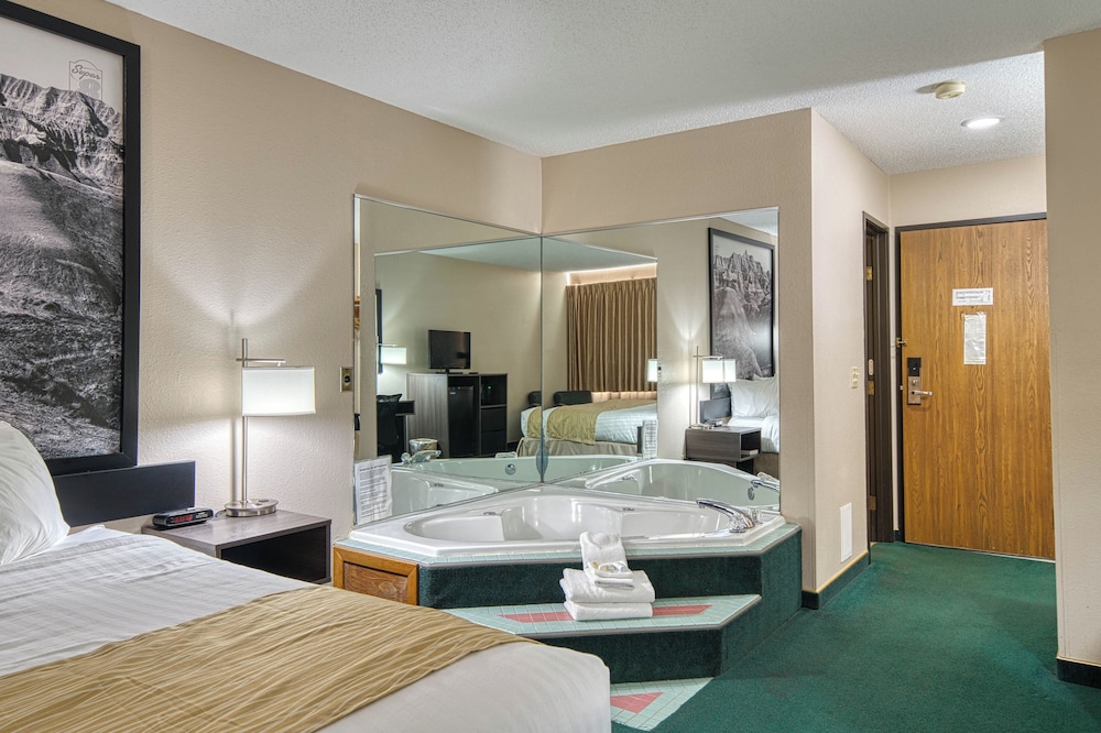 Super 8 by Wyndham Sturgis - photo 19