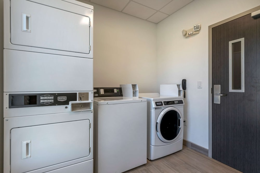 Holiday Inn Express And Suites Choctaw Oklahoma City East by IHG - photo 28