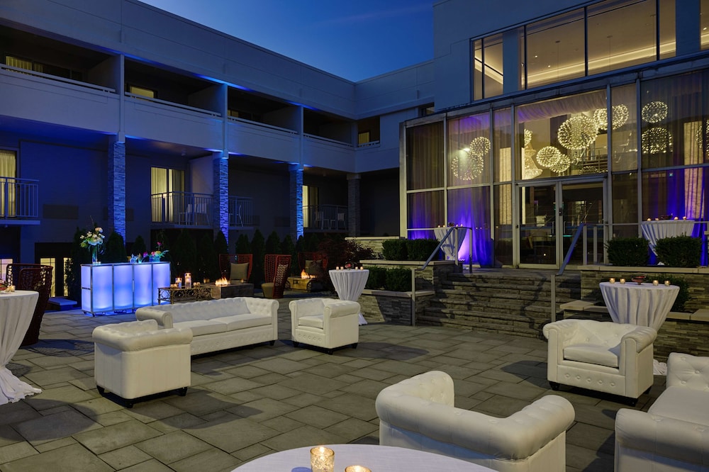 The Kingsley Bloomfield Hills a DoubleTree by Hilton - photo 96