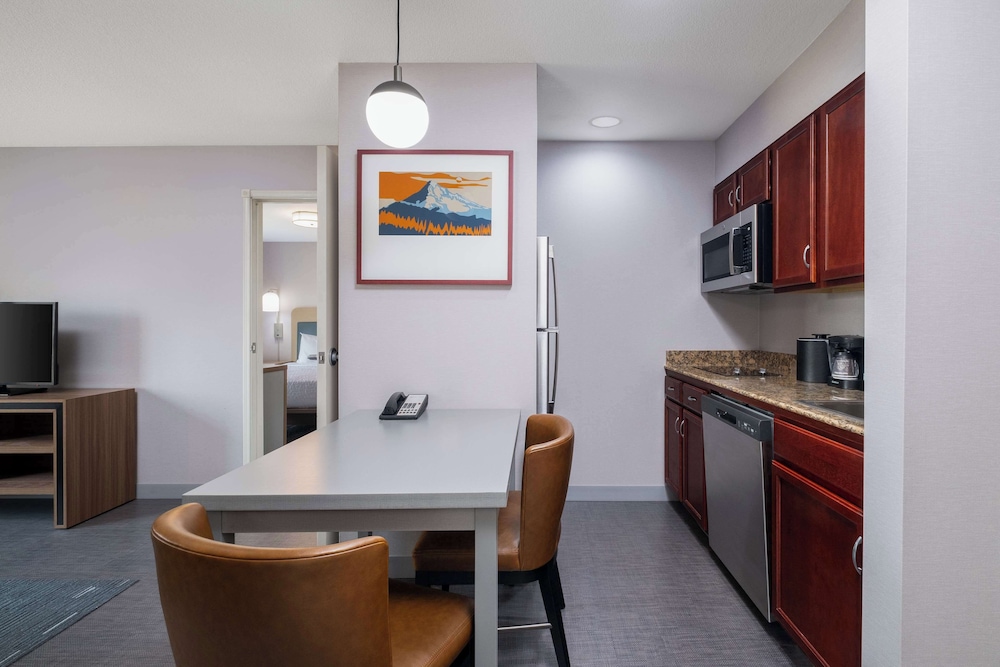 Homewood Suites Medford - photo 21