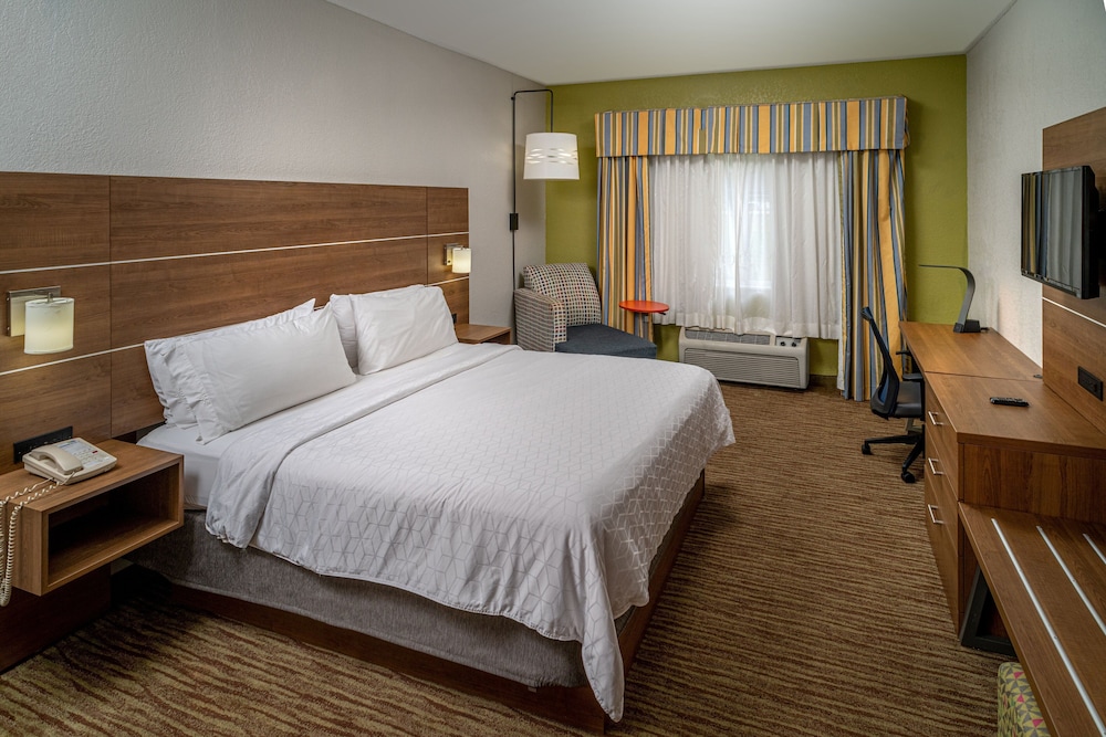 Holiday Inn Express Hotel & Suites Pikeville by IHG - photo 16