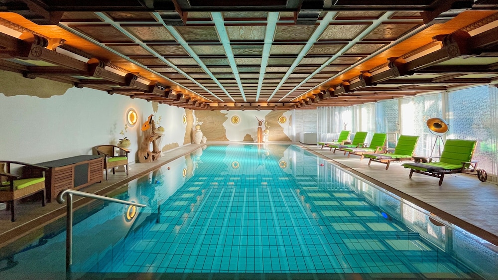 Villa am Park — 4-Star Luxury Hotel in Bad Zwischenahn, Germany