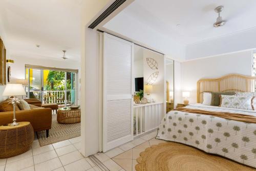 Oasis Luxe on Macrossan Street Stylish Residence — 4-Star Luxury Hotel in Port Douglas, Australia