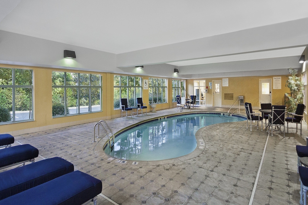 Holiday Inn Express Hotel & Suites Concord by IHG - photo 22