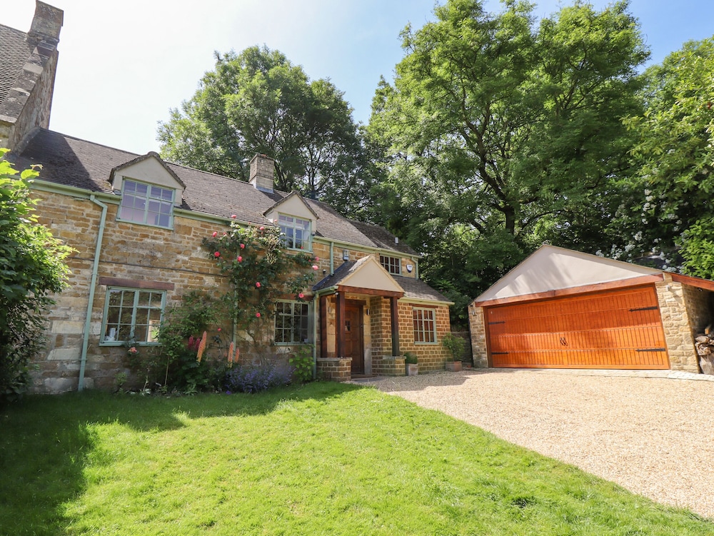 1 The Lane in Chipping Norton, United Kingdom