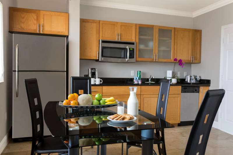 Nuvo Suites Hotel - photo 4