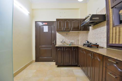BedChambers Serviced Apartments Sushant Lok