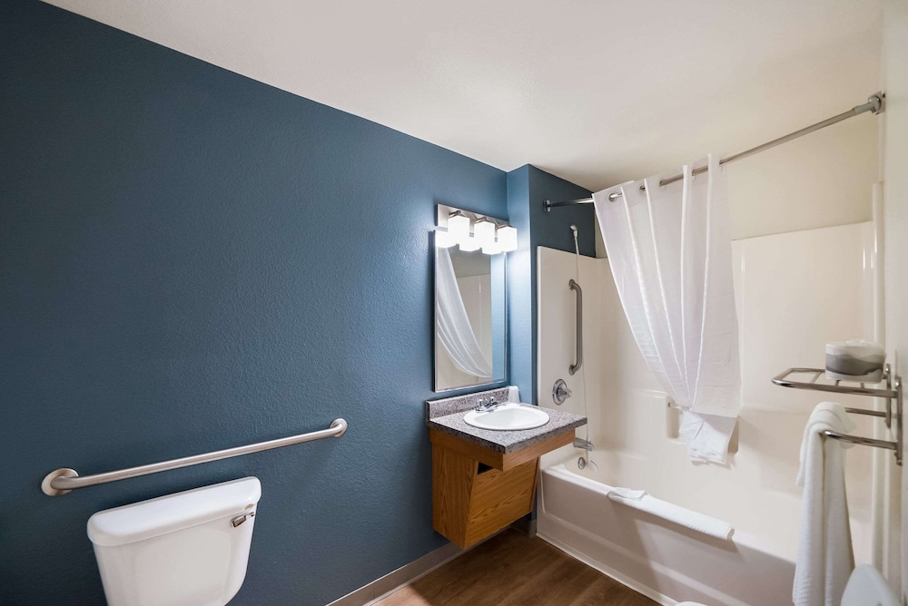 WoodSpring Suites Fort Worth Fossil Creek - photo 19