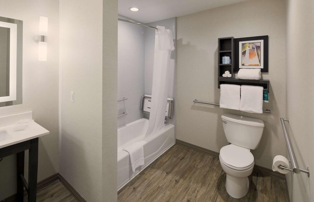 Homewood Suites by Hilton Topeka - photo 18
