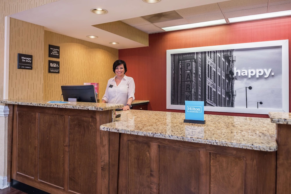 Hampton Inn Columbia Northeast Fort Jackson Area - photo 6