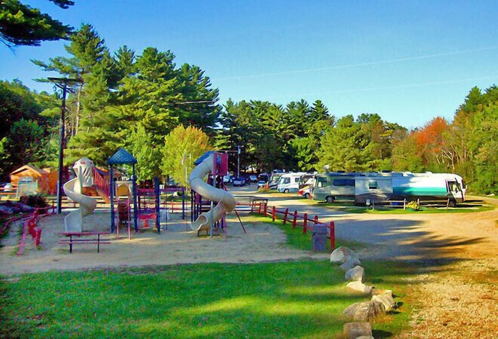 Sturbridge RV Resort - photo 4