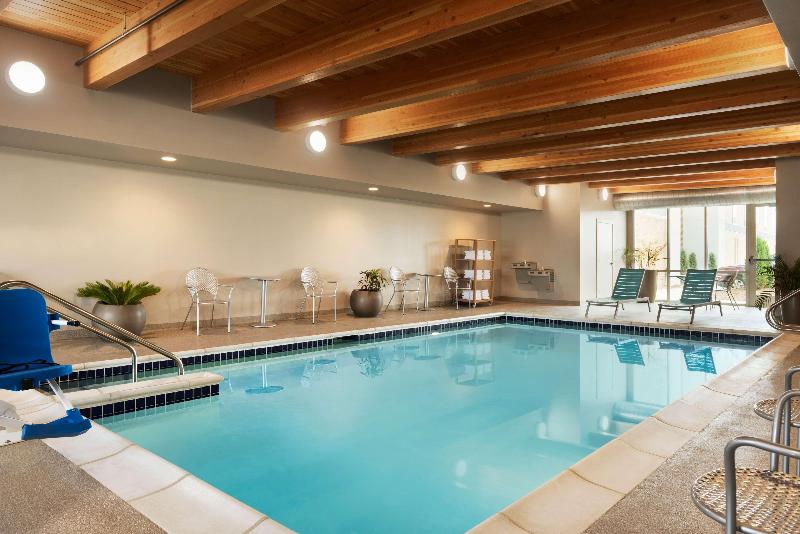 Home2 Suites by Hilton Milwaukee Brookfield - photo 95