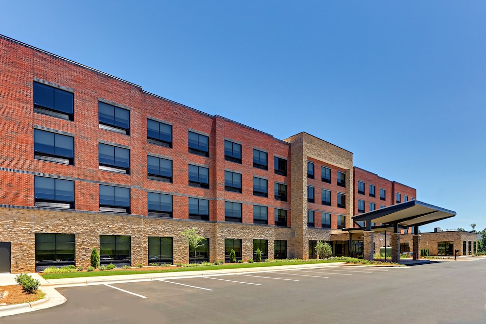 Holiday Inn Express & Suites Winston Salem Sw Clemmons by IHG - photo 64