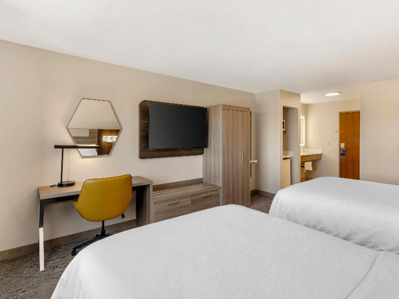 Holiday Inn Express Fallon by IHG - photo 36