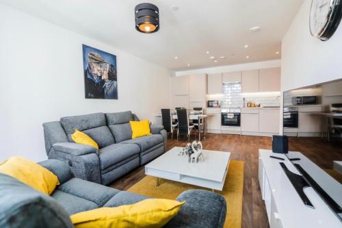Contemporary 2 bedroom Apartment Birmingham City Centre Digbeth Bullring — 4-Star Luxury Hotel in Birmingham, United Kingdom