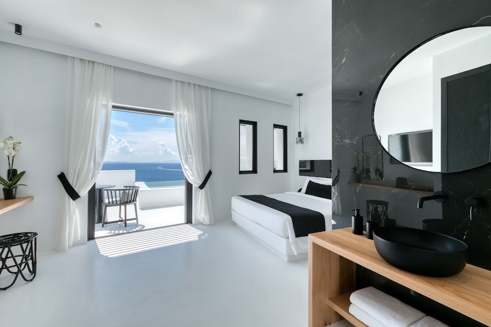 Tagoo Black — Mykonos — photo 3