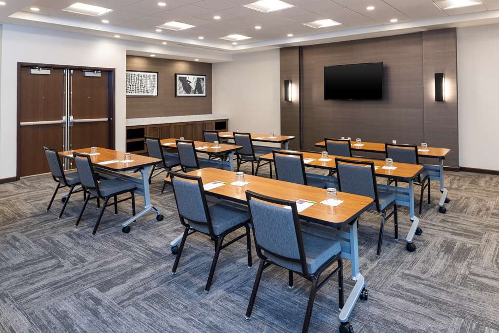 Hyatt Place Flint Grand Blanc - photo 11
