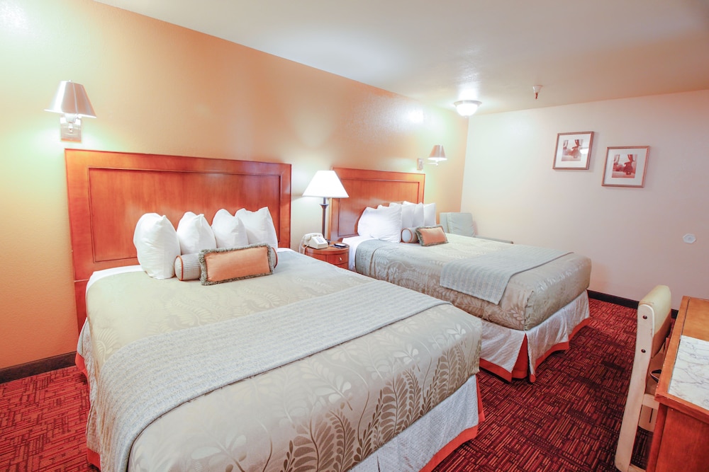 Heritage Inn La Mesa - photo 13