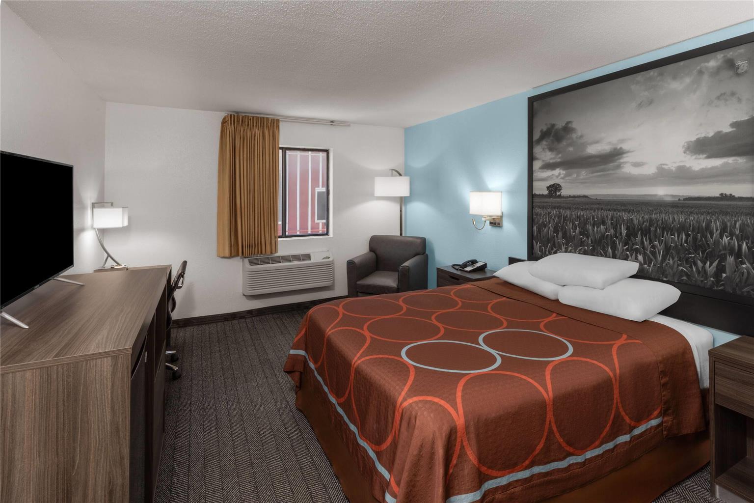 Super 8 by Wyndham Rock Port MO - photo 11