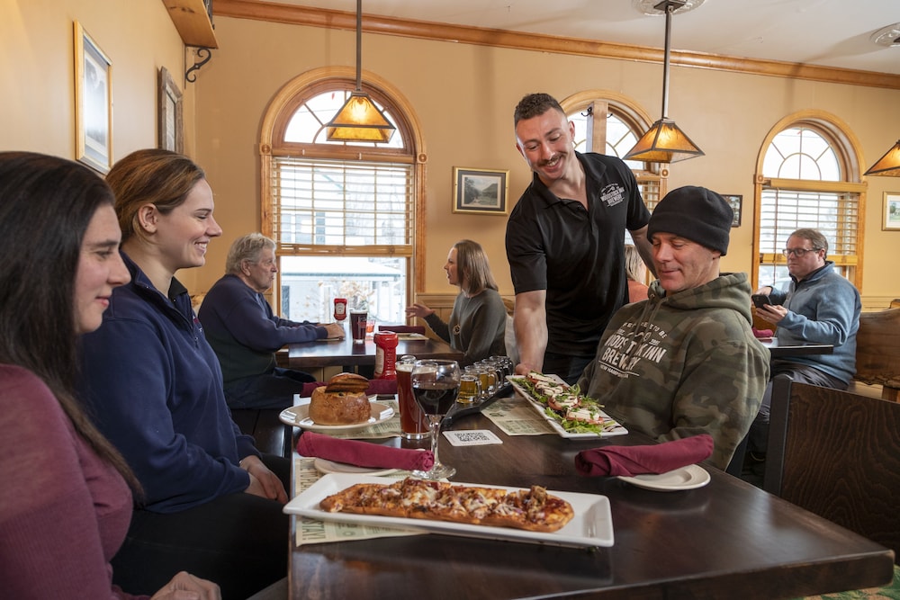 Woodstock Inn Station & Brewery - photo 15