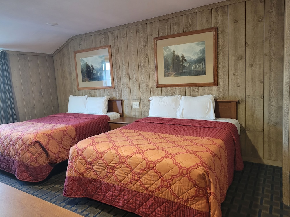 Townhouse Motel - photo 34