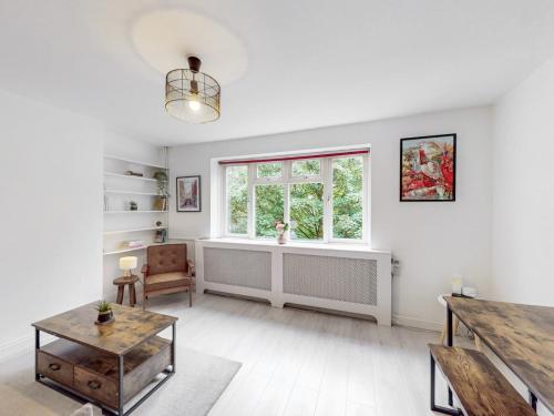 Stylish flat in West Hampstead Pass the Keys — 4-Star Luxury Hotel in London, United Kingdom