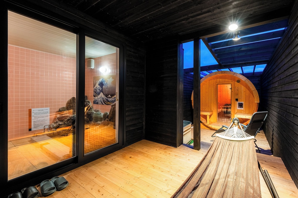 The Villa Seifumeigetsu — 4-Star Luxury Hotel in Shiraoi, Japan