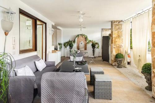 Menotti elegant apartment — 4-Star Luxury Hotel in Rome, Italy