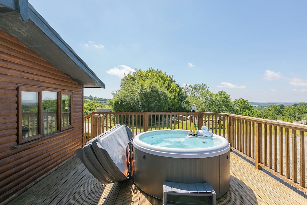 Costentyn Tor Down Quarry in Bodmin, United Kingdom