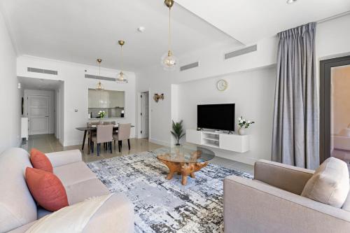 StoneTree Golden Mile 4 2 BR Supreme Residences — 5-Star Luxury Hotel in Dubai, United Arab Emirates