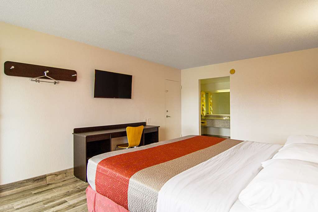 Motel 6 Starke FL - photo 17