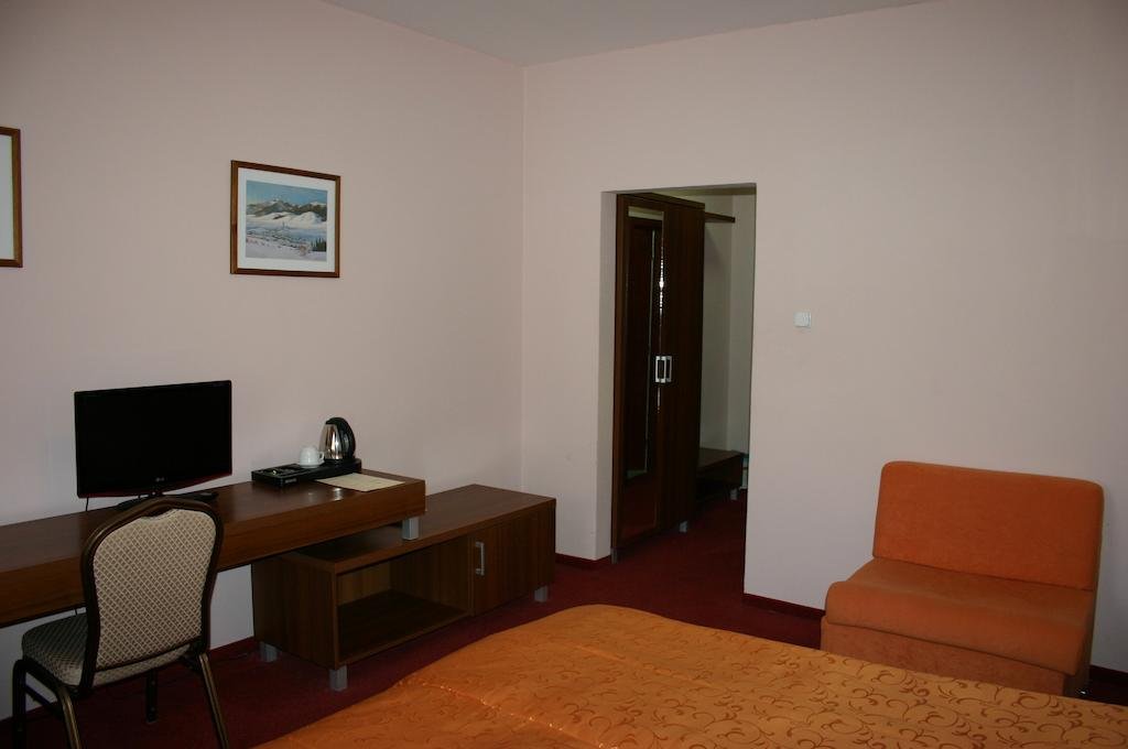 Hotel Jelen — Hlohovec — photo 5