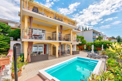 Novoselic 7 Penthaus — 4-Star Luxury Hotel in Crikvenica, Croatia