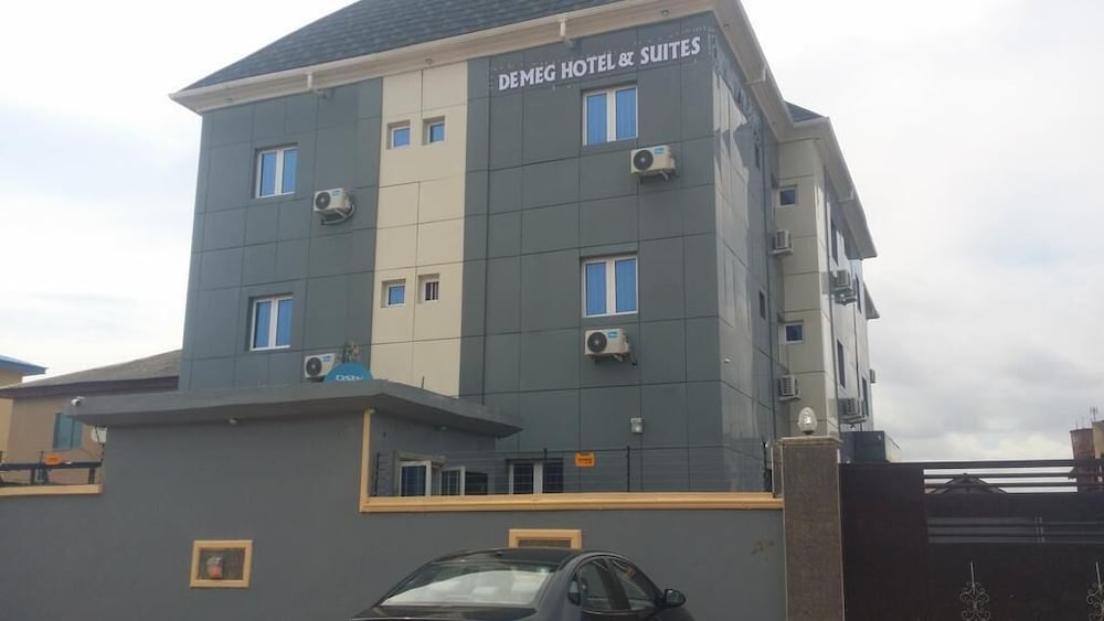 Demeg Hotel And Suites
