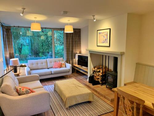 Finest Retreats Ingleby Manor Manor Cottage