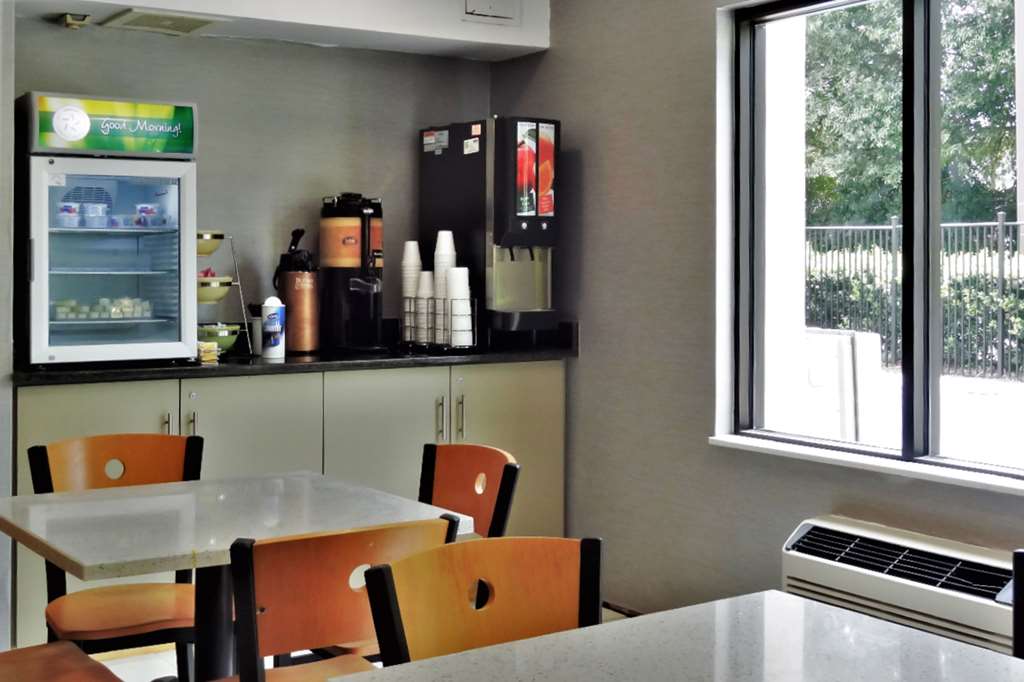 Quality Inn & Suites Raleigh North - photo 15