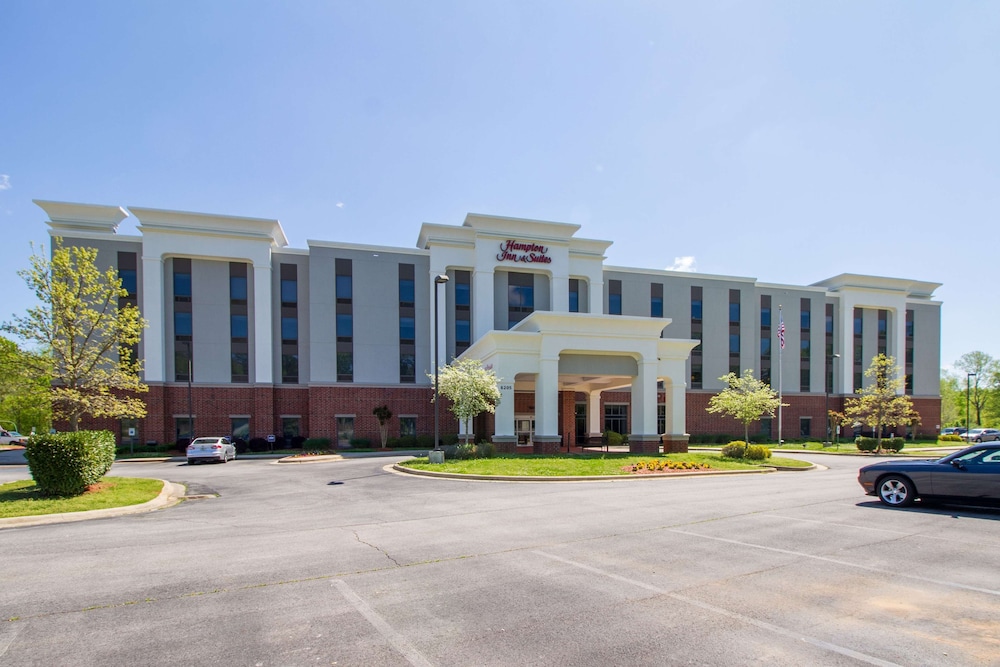 Hampton Inn & Suites Huntsville Hampton Cove - featured photo