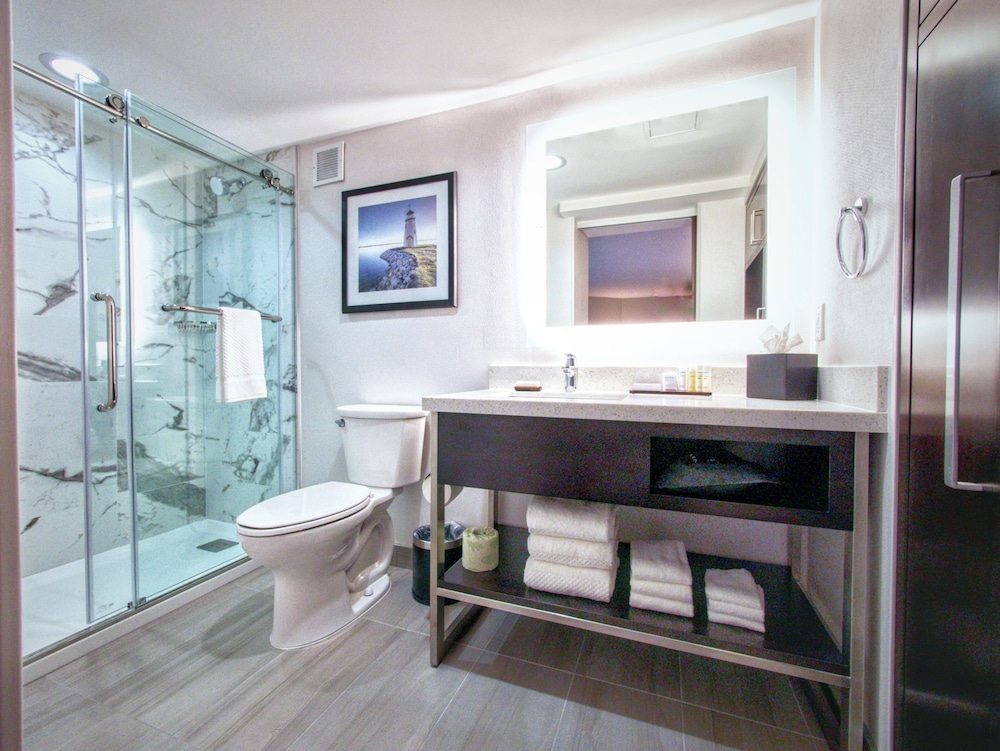 Embassy Suites by Hilton Oklahoma City Northwest - photo 38