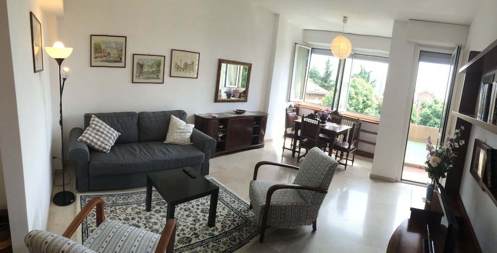 Casa Carozzi — 4-Star Luxury Hotel in Milan, Italy